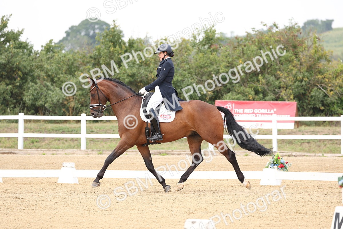 SBM_007440 - Class 9 - FEI INT I - 14.57-15.45