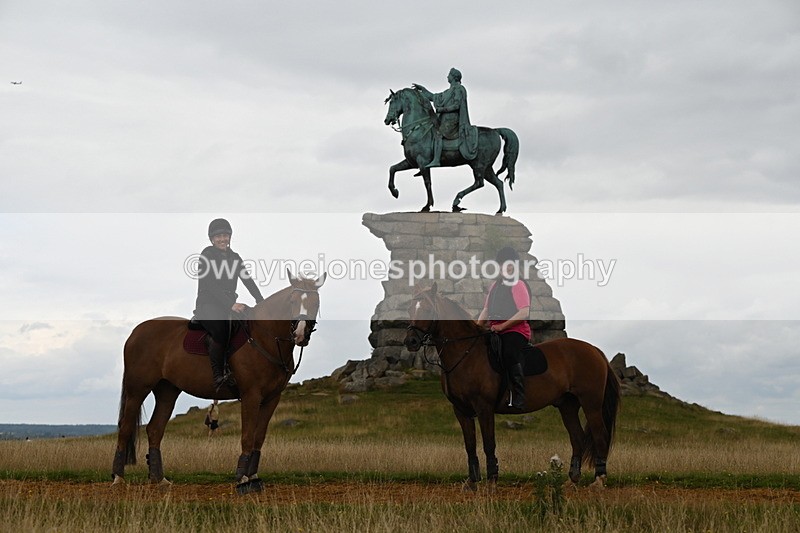 DSC_7453 - Time at Statue 13:16 to 13:52