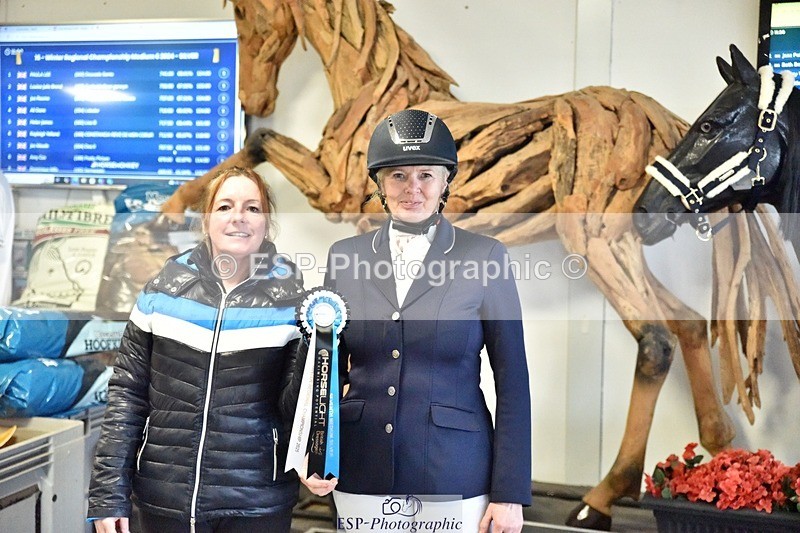 250215-131308-03639 - Medium Silver Presentations