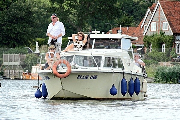 090704 ELLIE DEE IMG_1846 - HENLEY REGATTA  SATURDAY 4th JULY 2009
