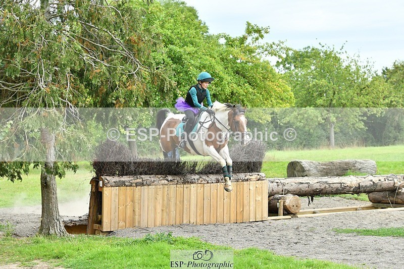 230817-152634-01486 - Theo's 2nd Group - XC