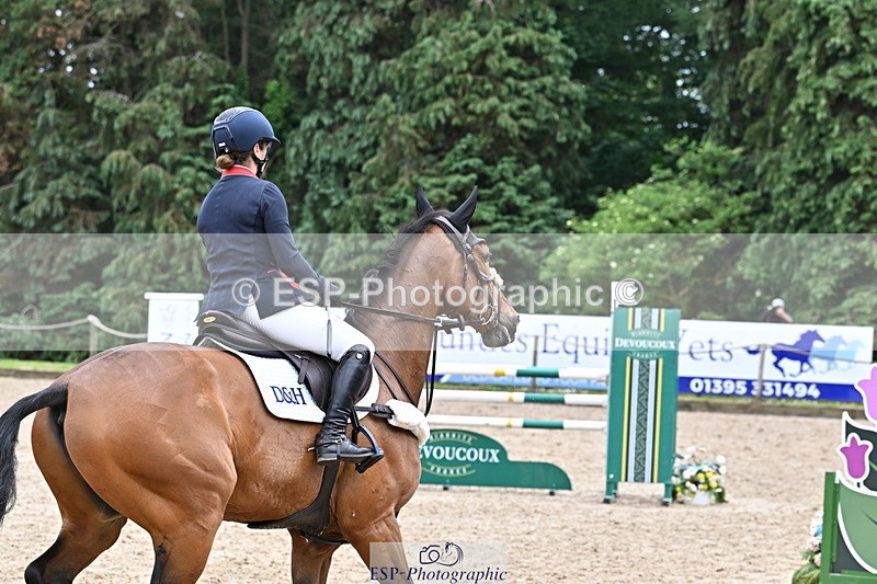 250524A-142014-12423 - D-468-Laura.Collett-LONDON.52