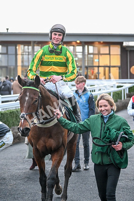 010125-Race 6-Maghlaak-6724 - Race 6