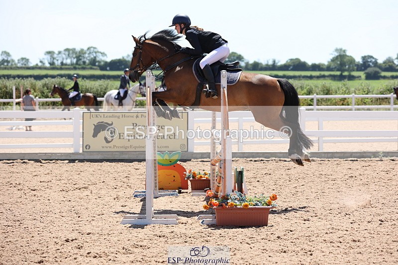 240629A-140239-06663 - Cls 19 Foxhunter and 1.10m Open