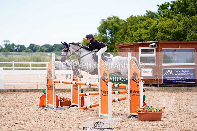 240629A-130600-05564 - Cls 18 Newcomers and 1m Open