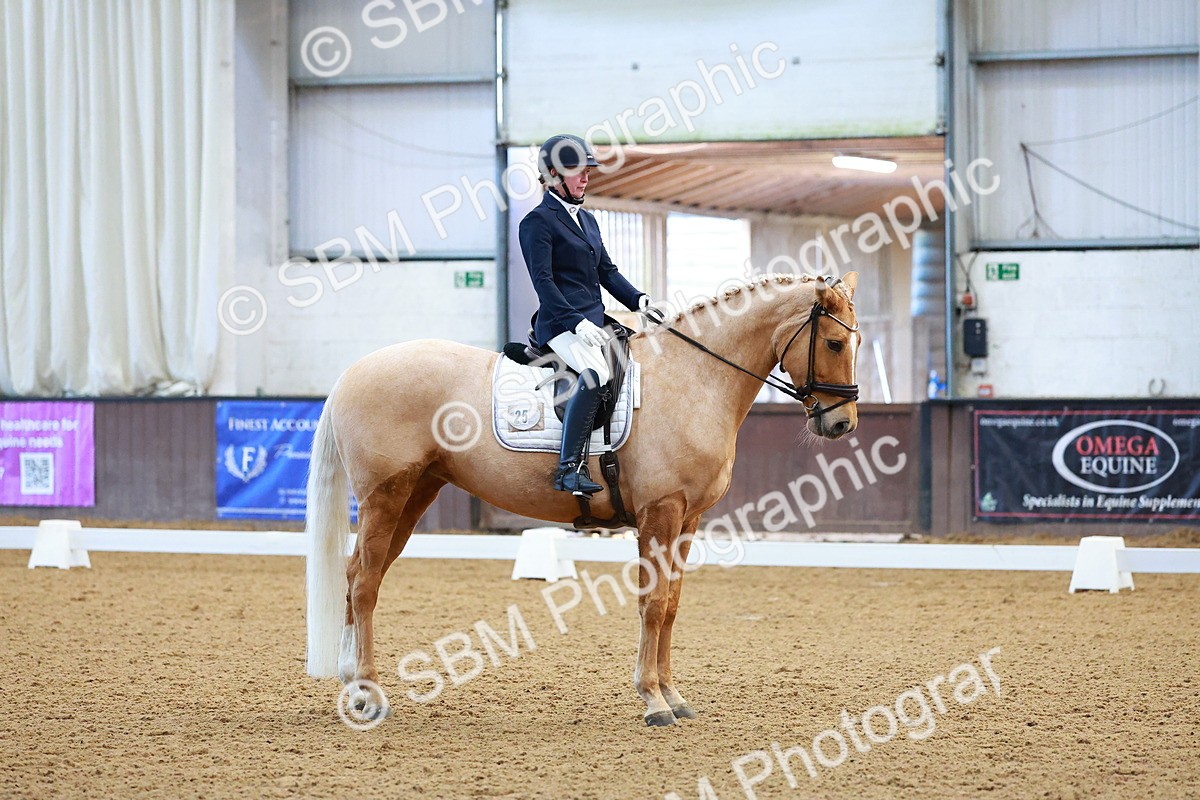 SBM_001213 - Class 18-15-16-22 - Elementary 5 Novice 5-Novice 6