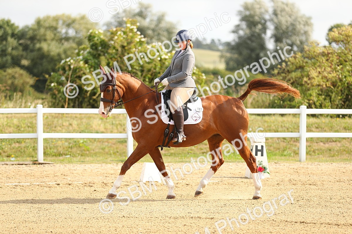 SBM_015453 - Class 14 - Novice 23 - 9.05-10.08