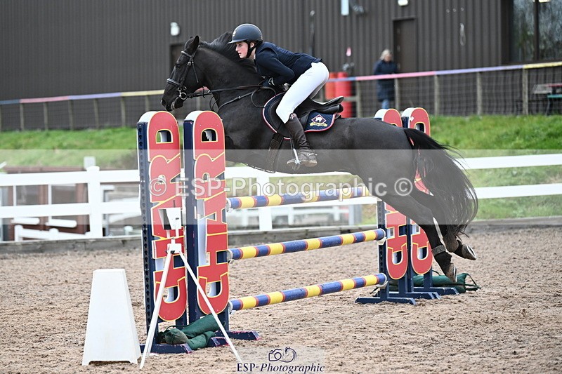231118A-135737-03217 - Cls 9 Foxhunter & 1.10m Open