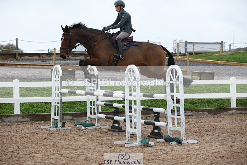 231112A-124356-04161 - Cls 19 Snr 1.05m Open