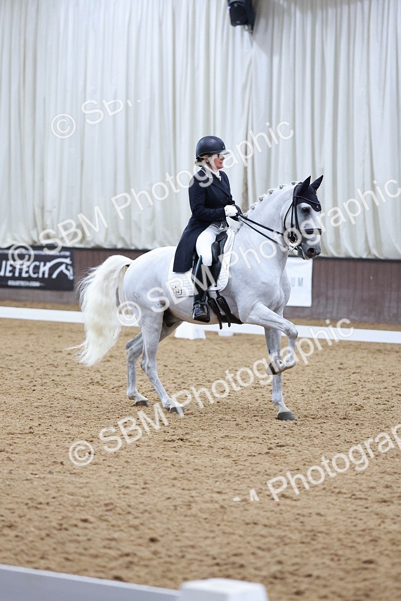 SBM_021557 - Class 14 - FEI Grand Prix - 18.52-19.37