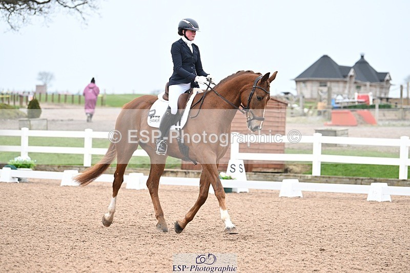 250216-134602-05777 - 257-Beth.Bainbridge-NEWTON.GLOVETROTTER