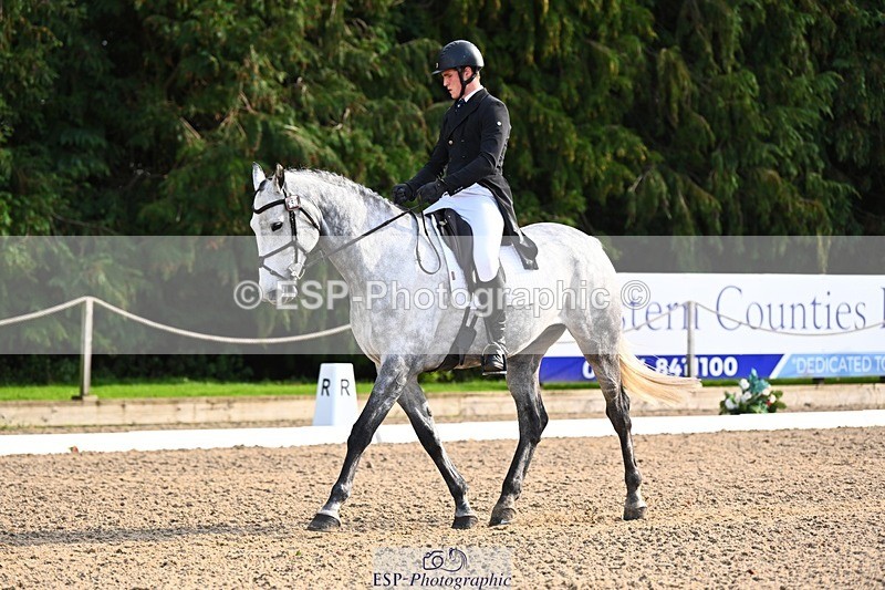 231021-141916-18690 - 252-A.LUCKY.STRIKE-Toby.Roach-DR