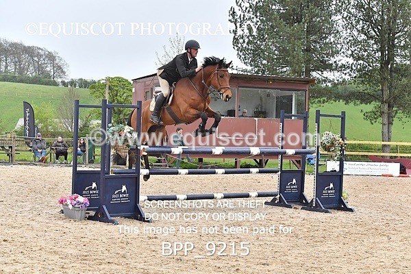 BPP_9215 - CLASS 30 SUN Senior Newcomers/ 1.10m Open