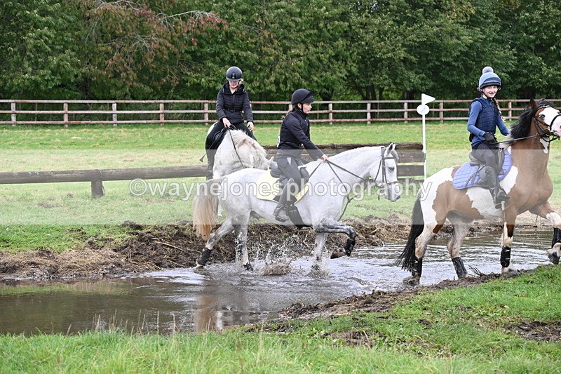 WJ6_6174 - Time at Photographer 12:41 to 13:05