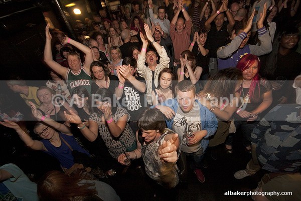 168 - Friends-&-Family @ the-roadhouse 24.04.15