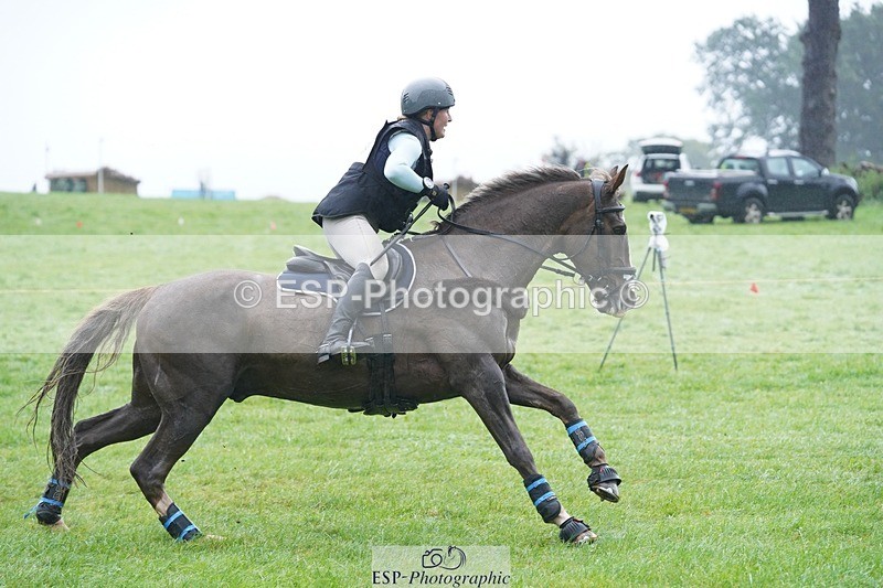 231021-104034-13860 - 639-TRAQ.TIME-Madeleine.Ellis-SC+XC
