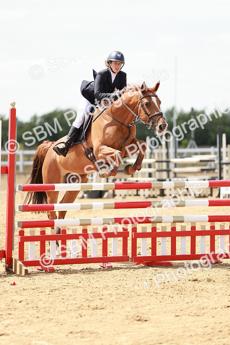 SBM_007622 - Class 3 - Senior Newcomers - 1.10m Open