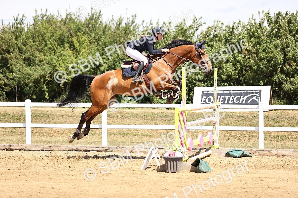 SBM_010128 - Class 9 - Senior Foxhunter - 1.20m Open