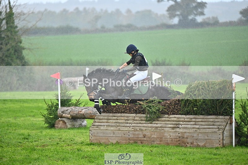 251025A-133406-20359 - F-471-Charlotte.Grant