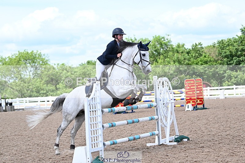 240619A-144033-00695 - Cls 4 Snr Newcomers and 1.10m Open