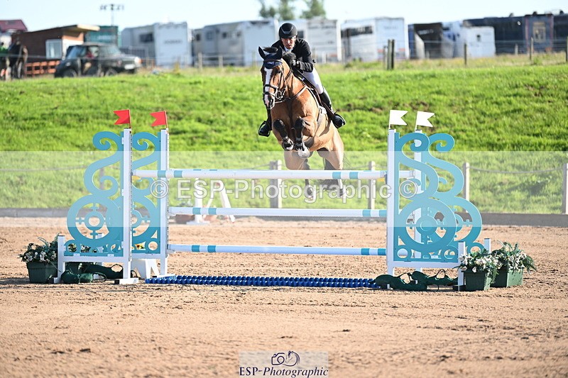 240719A-080640-09183 - Cls 18, 1 Star Gold Tour 1.35m