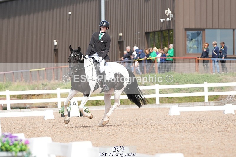 250906-135158-03784 - 020-Leo.De-ValentinoBarfields.Cosmopolitan