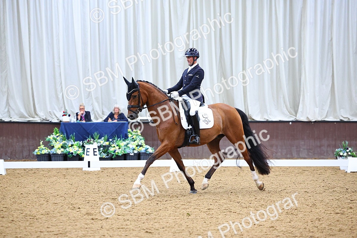 SBM_006629 - Class 5 - novice 6 - 12.04-13.07