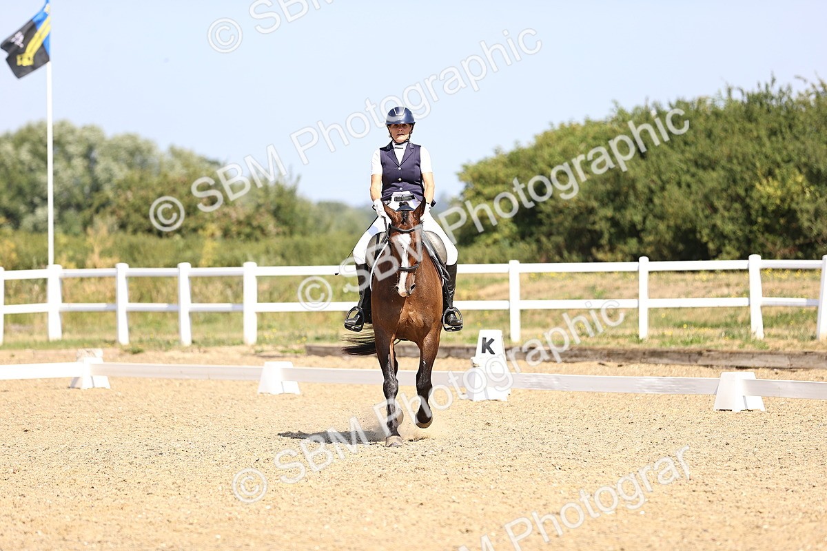 SBM_009389 - Novice 5 - 9.50-10.53