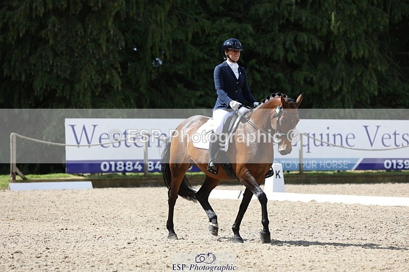 230812-113620-03802 - Cls 5 Novice Bronze 11.15 to 12.50 break