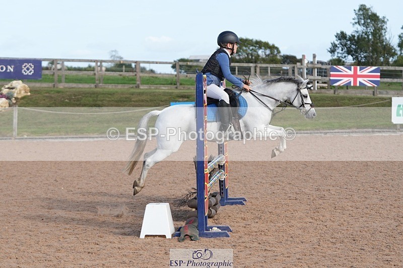260926-154802-01303 - Cls 13 70cm Speed Derby