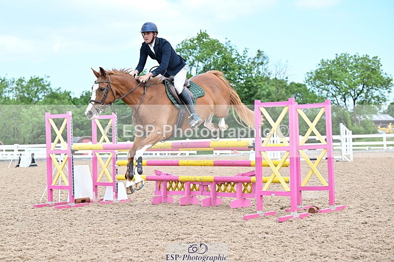 240605A-124802-00400 - Cls 3 Snr 1.05m Open