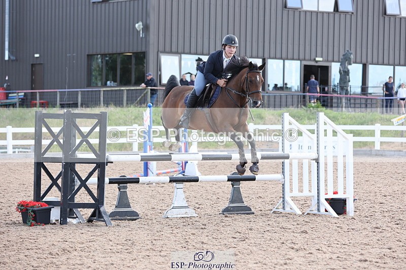 240629A-093439-03726 - Cls 17 Discovery and 90cm Open