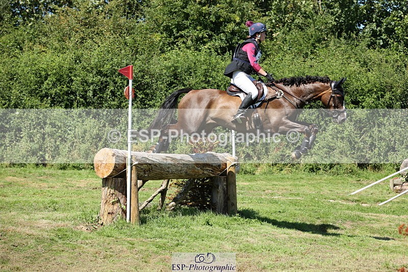 240811A-143639-04712 - 213-