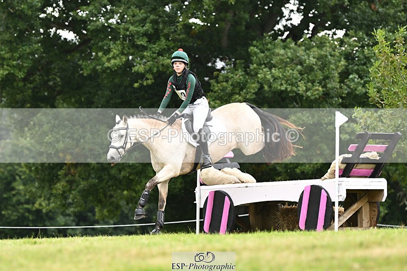 240825X-164643-37349 - 80cm XC 16.30 to 17.30