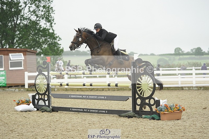 230722A-141616-09595 - Cls 23, 1 Star Gold 1.30m