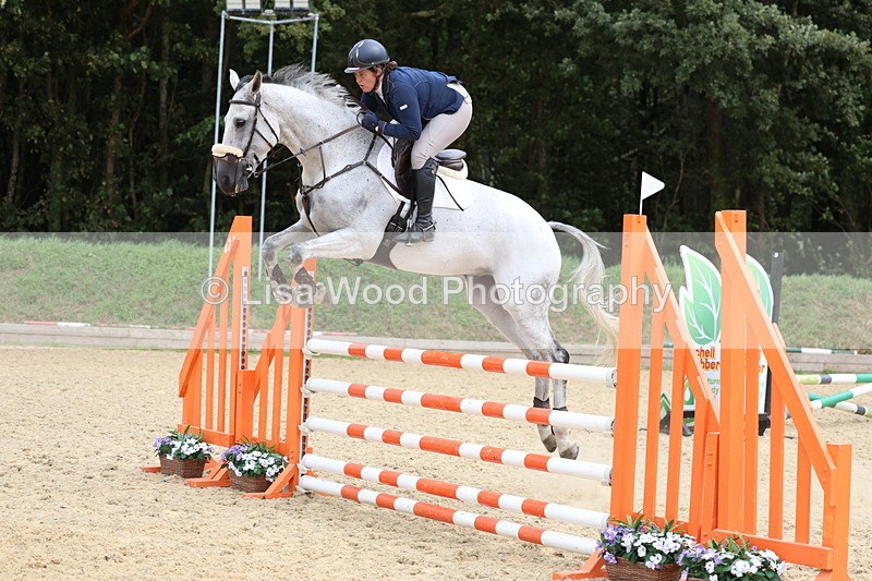 3E7A6321 - Class 8: Senior Newcomers/1.10m open