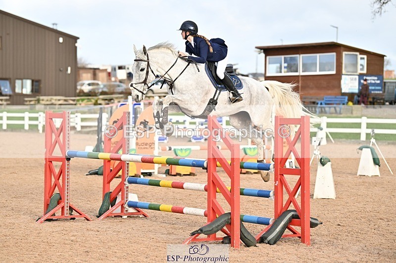 241208-132400-01765 - Cls 21 Newcomers and 1.10m Open