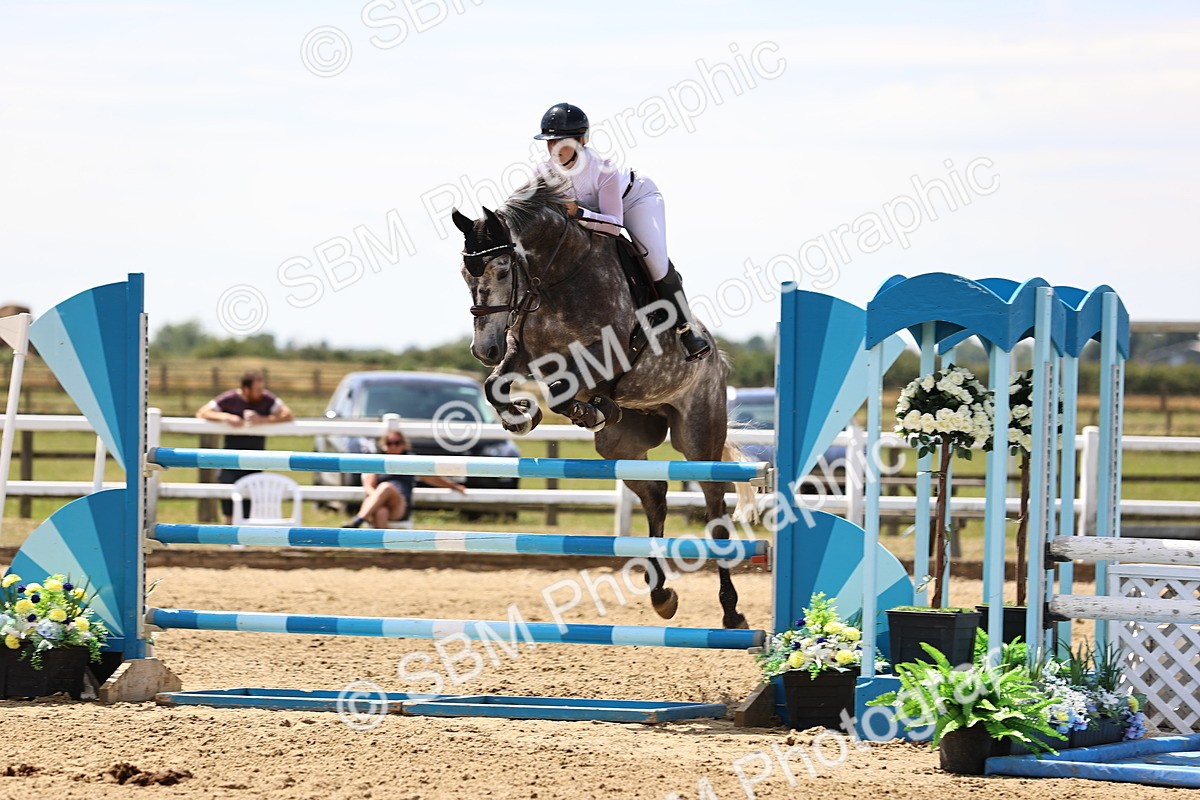 SBM_010270 - Class 9 - Senior Foxhunter - 1.20m Open