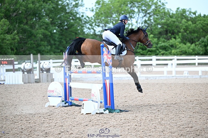 240605A-145950-00854 - Cls 4 Newcomers and 1.10m Open