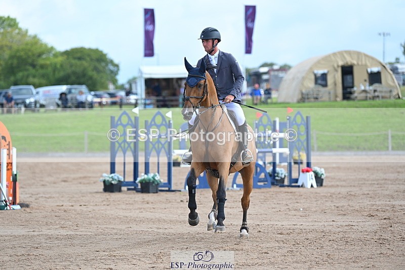 230721A-093951-04986 - Cls 2, 2 Star Small 1.30m