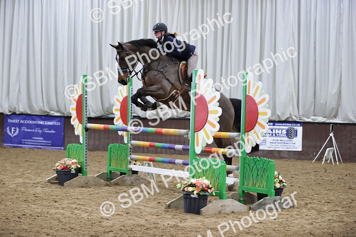 SBM_001459 - Class 4 - Senior Newcomers/ 1.10m Open