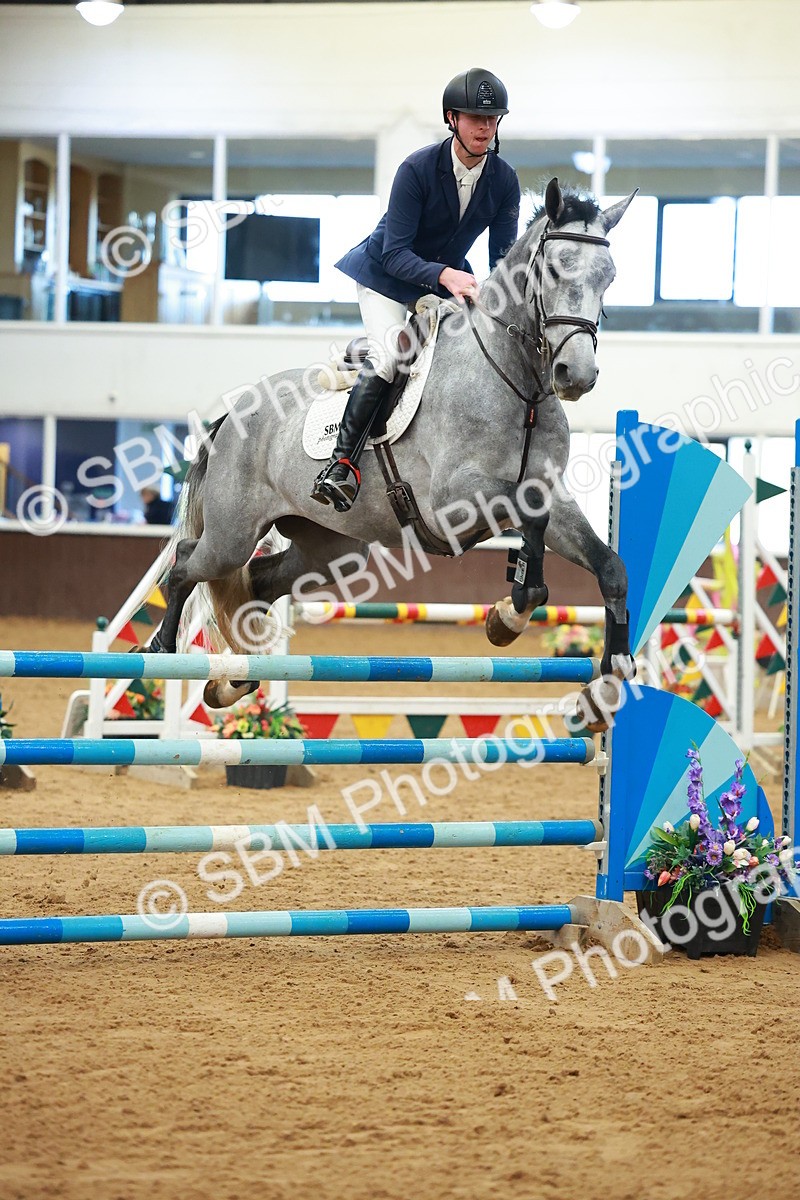 SBM_007064 - Class 19 - Senior Newcomers 1.10m