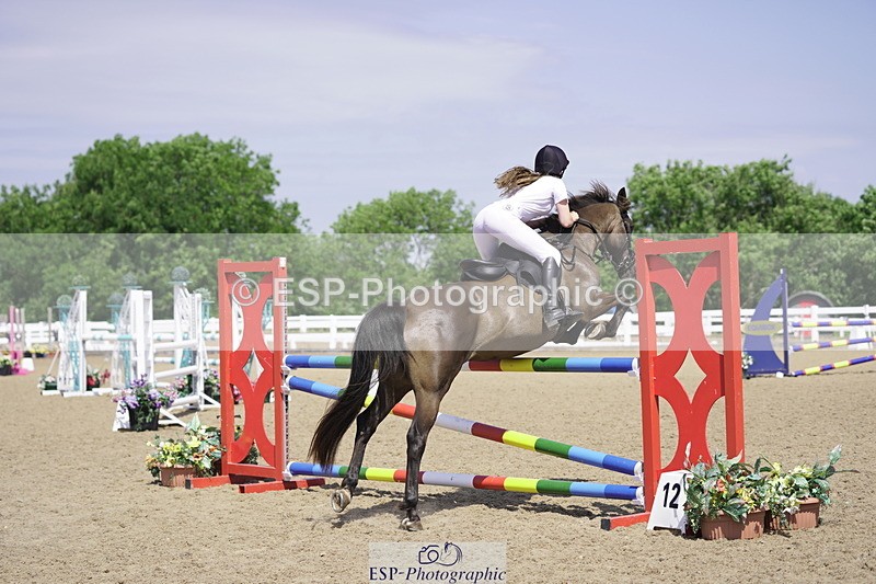 230625A-113552-03701 - Cls 3 Pony Bright Star and 148cm