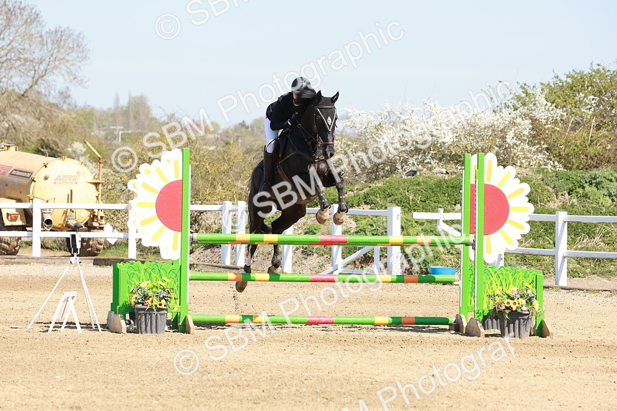 SBM_004099 - Class 17 - Senior Newcomers - 1.10m