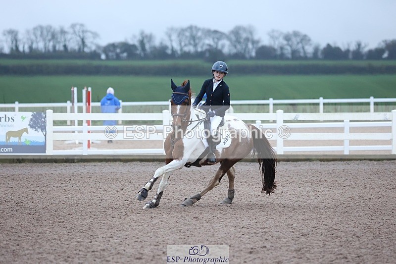 241201X-092817-00076 - Cls 02 Pony Intro 70