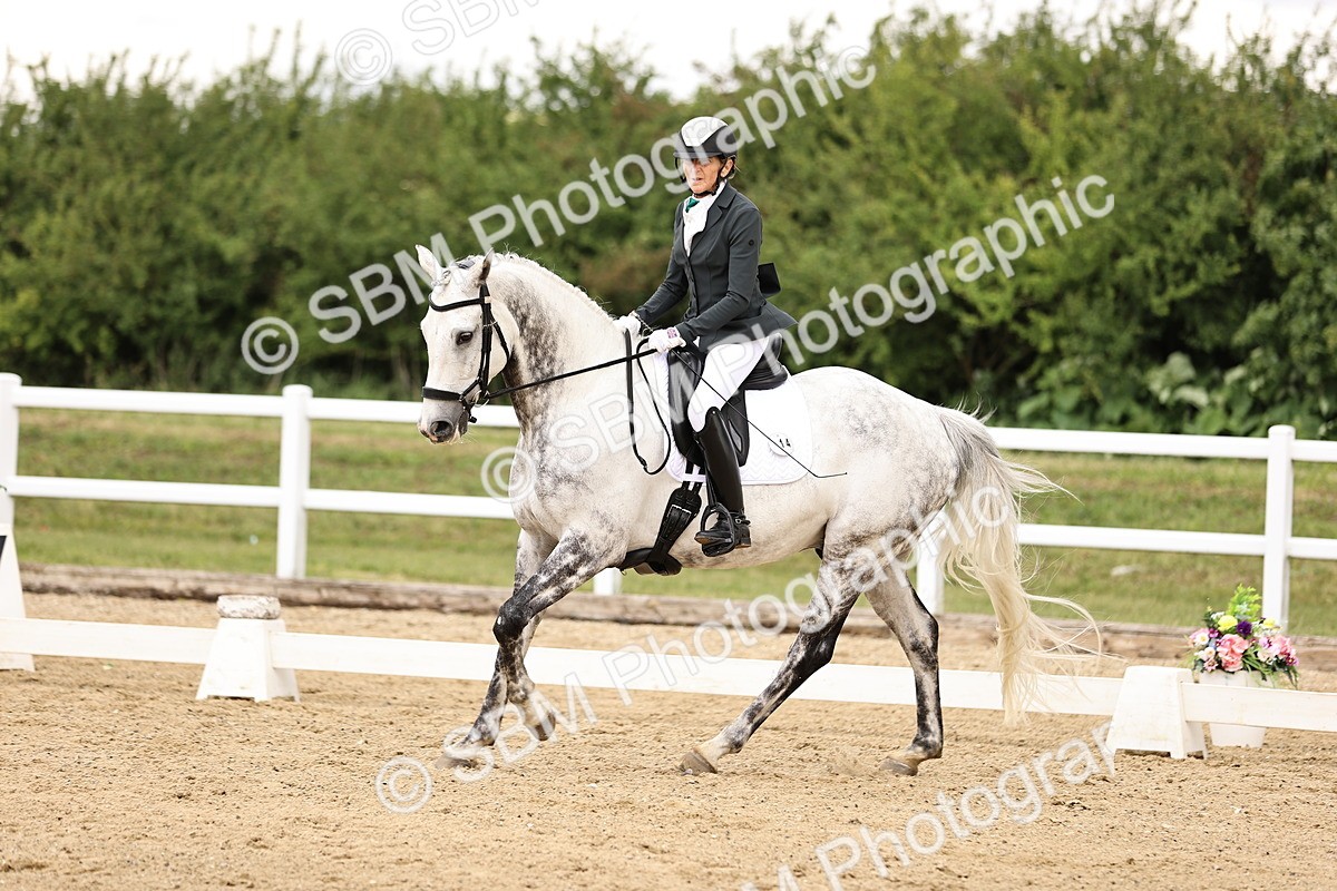 SBM_001976 - Class 2 - Novice 4 - 10.36-11.39