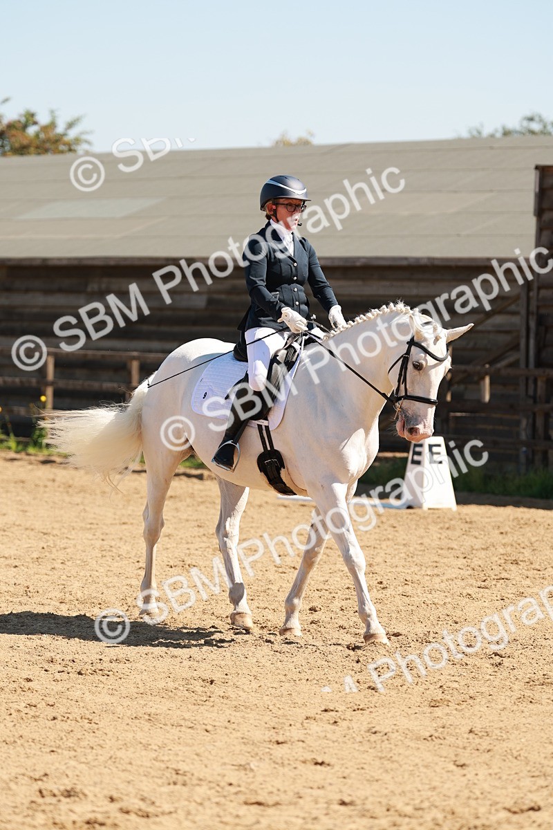 SBM_011137 - Class 6 - Novice 1