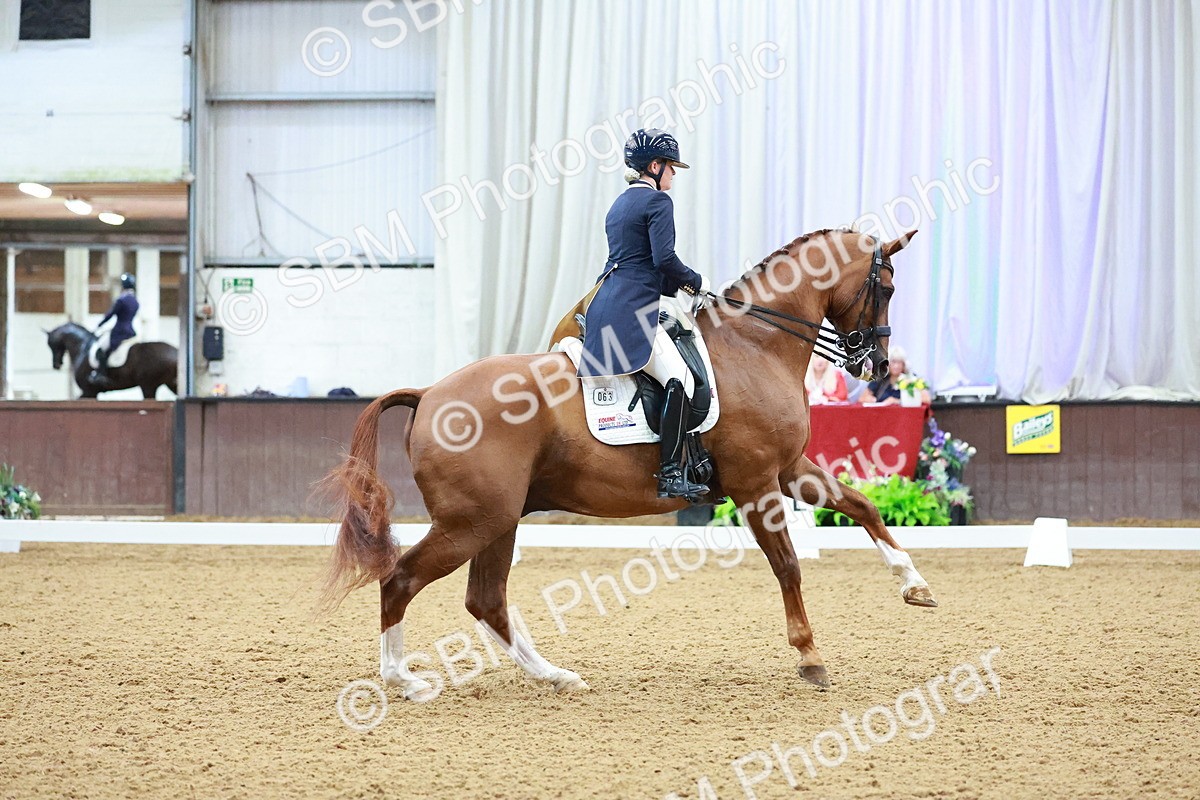 SBM_007793 - Class 9 - FEI INT II - 16.54.17.57