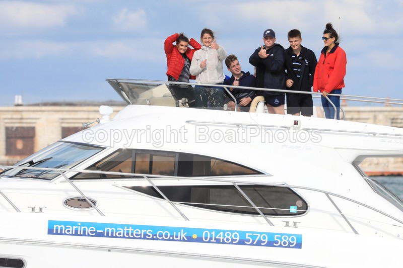 170916 MARINE MATTERS - SEALINE F42 1Y3A1430 - Flybridge Cruisers