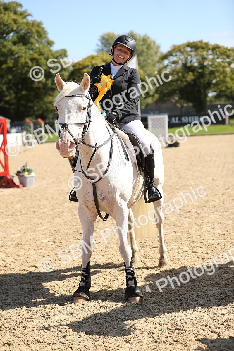 SBM_04800 - J28 - Senior Horse & Pony 60cm Championships
